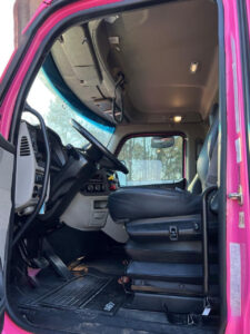 2024 Peterbilt 567 - photo 1