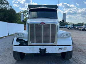 2017 Peterbilt 567 - photo 1