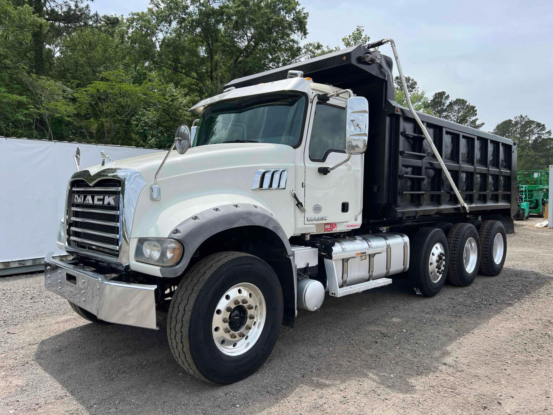 2019 Mack GRANITE GU713