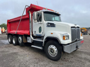 2017 Western 4700 - photo 1