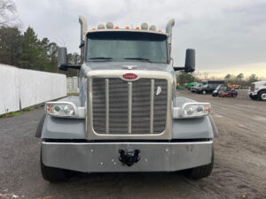 2023 Peterbilt 567 - photo 1