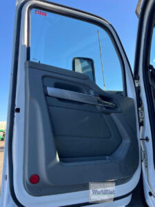 2019 Kenworth T880 - photo 1