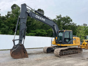 2018 Deere 180G LC - photo 1